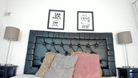 julieta  online show from April 5, 2026, 7:00 pm