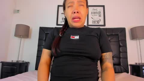 julieta  online show from April 15, 2026, 12:34 pm