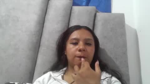 Snapshot of amber_rose17 chatting on June 8, 2026, 4:02 am AMBER online show from June 8, 2026, 4:02 am
