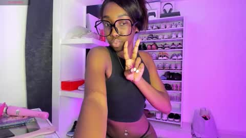 Snapshot of amberprincess2 chatting on February 18, 2026, 4:14 pm Amber online show from February 18, 2026, 4:14 pm