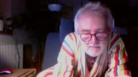 Amberr11 online show from October 18, 2025, 10:10 pm