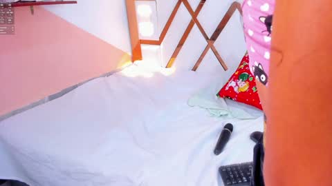 Amber online show from December 18, 2024, 10:35 pm