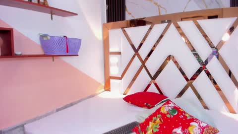 Amber online show from December 26, 2024, 6:54 pm