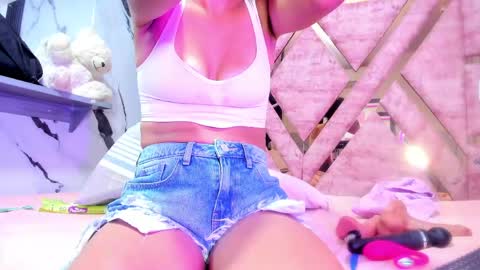 Amber online show from May 3, 2026, 6:25 pm