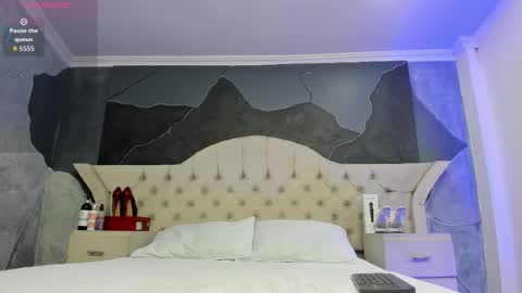 Amber Grey online show from September 13, 2025, 1:00 pm