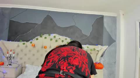 Amber Grey online show from October 27, 2025, 6:01 pm