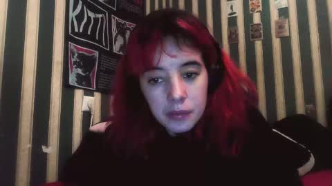 amberrrdolll online show from May 14, 2026, 6:37 pm