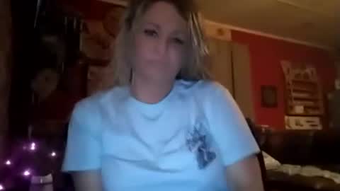 Snapshot of amdavis388 chatting on September 12, 2025, 12:55 am amdavis388 online show from September 12, 2025, 12:55 am