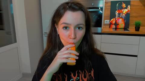 Eileen online show from February 1, 2025, 2:13 pm