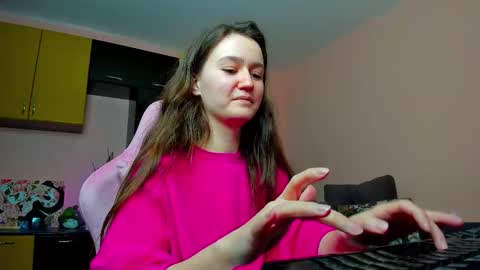 Eileen online show from December 1, 2025, 2:44 pm