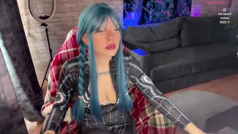 Amelia Aley  online show from March 1, 2025, 7:41 am