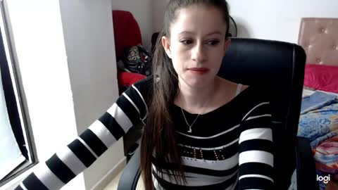 Snapshot of amelia_bella chatting on May 19, 2026, 3:46 am amelia online show from May 19, 2026, 3:46 am