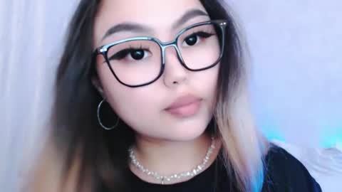 Amelia online show from June 12, 2026, 4:17 pm
