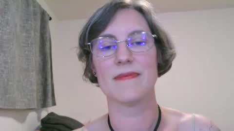 Ameliaishka online show from May 22, 2026, 4:41 am