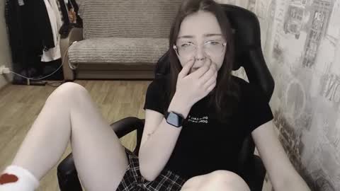 Snapshot of ameliakamishiro chatting on January 16, 2025, 3:02 pm Amelia online show from January 16, 2025, 3:02 pm