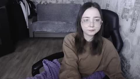 Snapshot of ameliakamishiro chatting on February 15, 2025, 12:11 pm Amelia online show from February 15, 2025, 12:11 pm