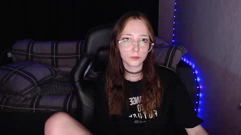 Snapshot of ameliakamishiro chatting on October 12, 2025, 9:14 pm Amelia online show from October 12, 2025, 9:14 pm