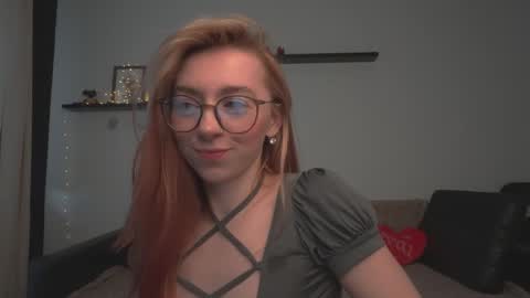 Amelia   online show from March 8, 2025, 3:56 pm