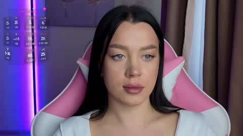 Amelia Sonk online show from November 6, 2025, 7:20 am