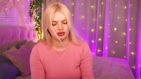  Amelia  online show from May 16, 2026, 5:04 am