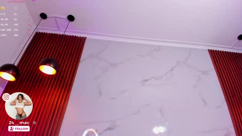 Alejandra  online show from December 6, 2024, 7:10 am