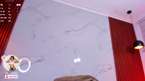 Alejandra  online show from December 20, 2024, 7:55 am