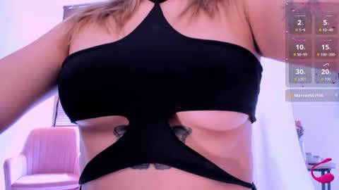 Amelie Graham online show from November 25, 2025, 2:17 pm