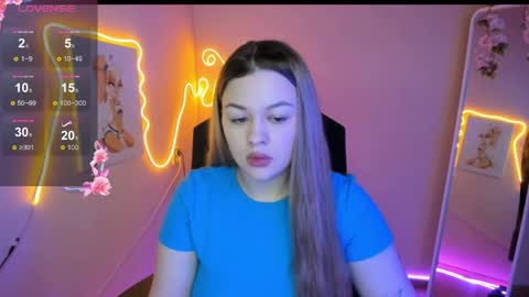 Amelie online show from April 8, 2026, 1:00 pm