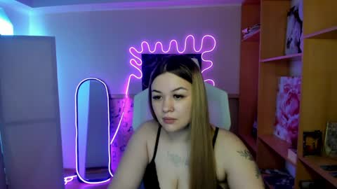 Amelie online show from April 25, 2026, 4:59 am