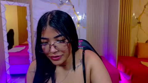 ameliia_tay1 online show from July 3, 2026, 4:02 pm