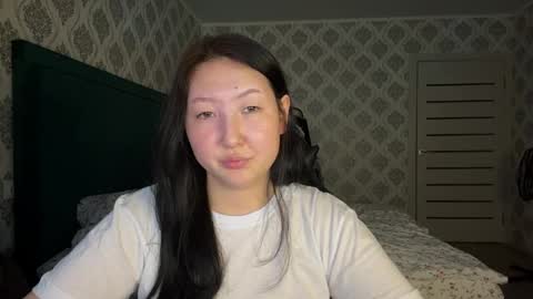 Snapshot of ameliya_kim chatting on June 4, 2026, 9:10 pm Ameliya online show from June 4, 2026, 9:10 pm