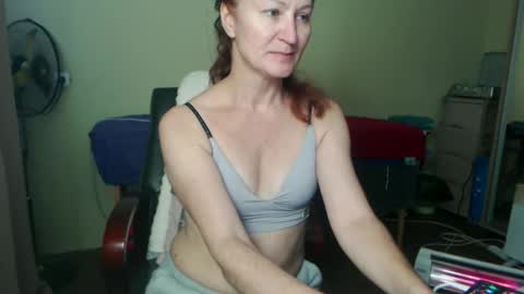 amelly777 online show from November 9, 2025, 1:42 pm