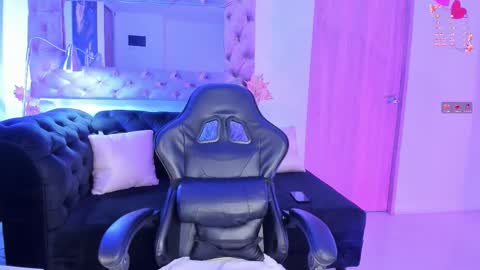          online show from March 19, 2026, 1:04 pm