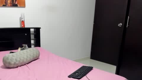 Lucian online show from November 24, 2025, 11:48 pm