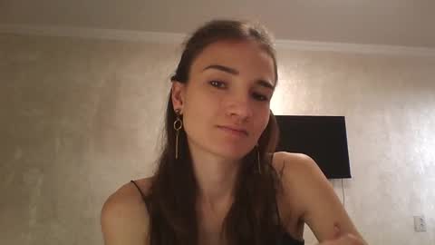 Julia  online show from October 23, 2025, 6:23 am