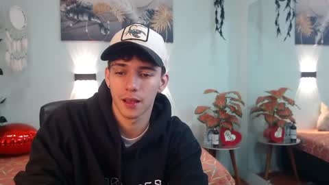 amethystshadow online show from March 31, 2026, 2:24 am