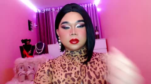 Queen Mireska online show from February 1, 2025, 5:47 pm