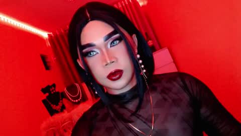 Queen Mireska online show from March 10, 2025, 3:20 pm