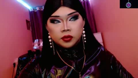 Queen Mireska online show from June 7, 2026, 3:38 pm