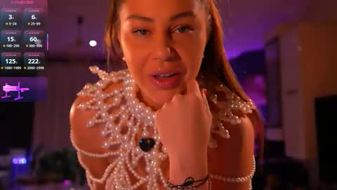 Amida online show from January 9, 2026, 8:43 pm