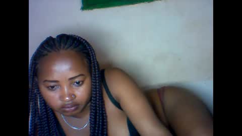 Snapshot of amielle_01 chatting on April 9, 2026, 7:41 pm amielle_01 online show from April 9, 2026, 7:41 pm