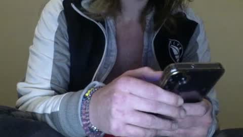 Snapshot of amileadivinestar0987 chatting on December 23, 2024, 12:35 am amileadivinestar0987 online show from December 23, 2024, 12:35 am
