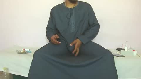 Amir online show from October 7, 2025, 10:12 am