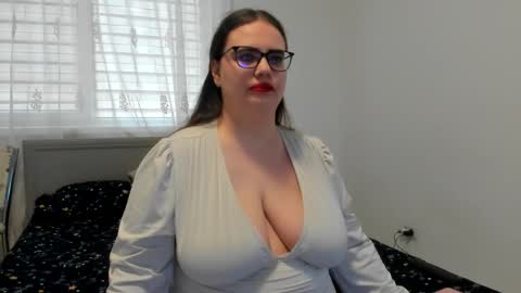 Amira Vyxen online show from March 30, 2026, 6:58 am