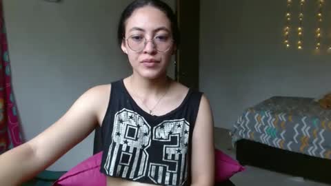 amitlu_ online show from January 25, 2025, 6:24 pm