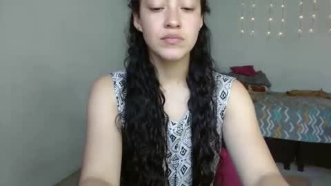 amitlu_ online show from September 9, 2025, 7:35 pm