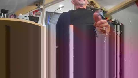 amjan19 online show from October 14, 2025, 7:42 am