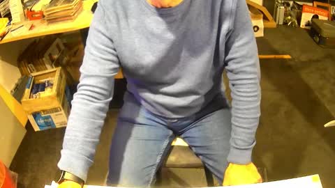 amjan19 online show from October 28, 2025, 9:46 am