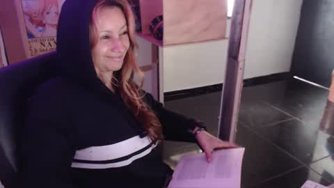 Snapshot of ammber3 chatting on February 27, 2025, 2:54 pm Paula D online show from February 27, 2025, 2:54 pm