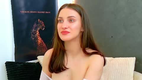 Snapshot of ammirra_a chatting on April 7, 2026, 11:10 am Amira online show from April 7, 2026, 11:10 am